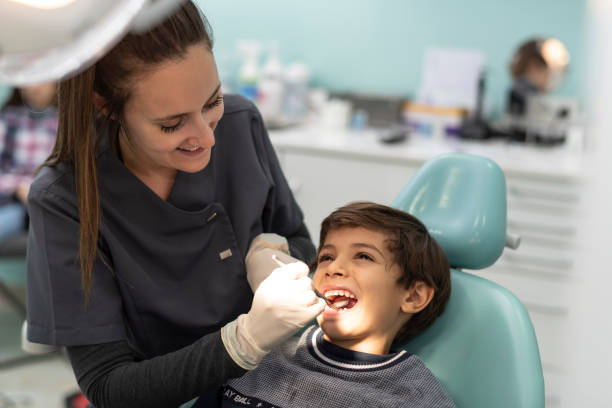 Best Emergency Dental Extractions in New Canaan, CT